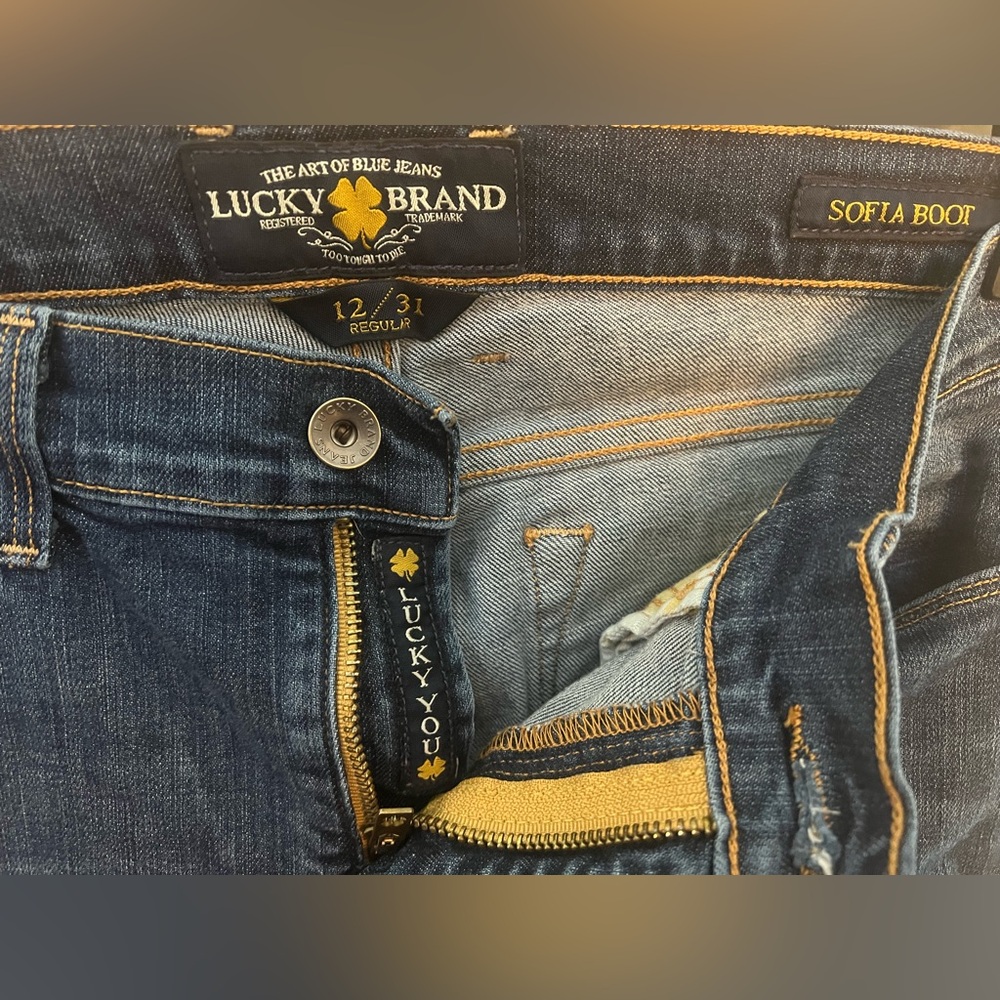 Lucky Sofia Boot Womens Jeans